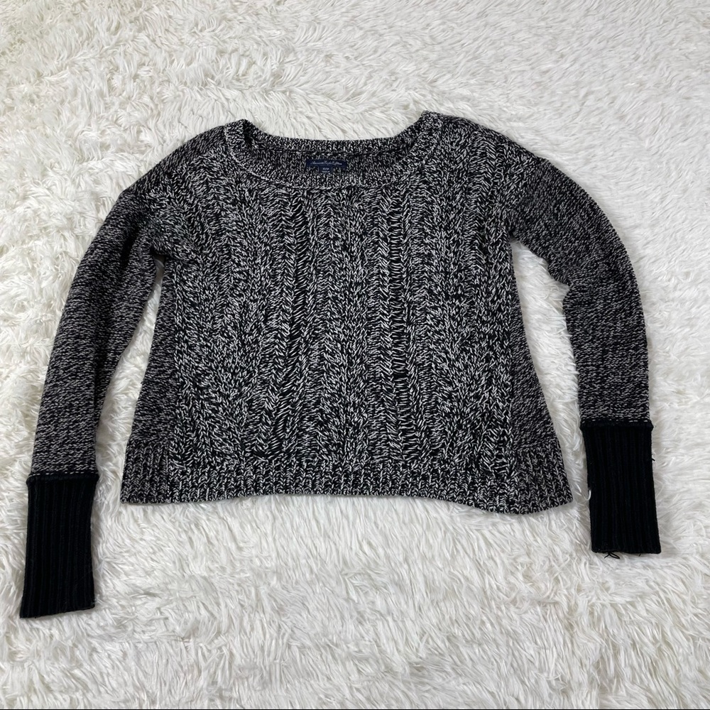American Eagle Black White Long Sleeve Knit Sweater Crew Neck Size XS
